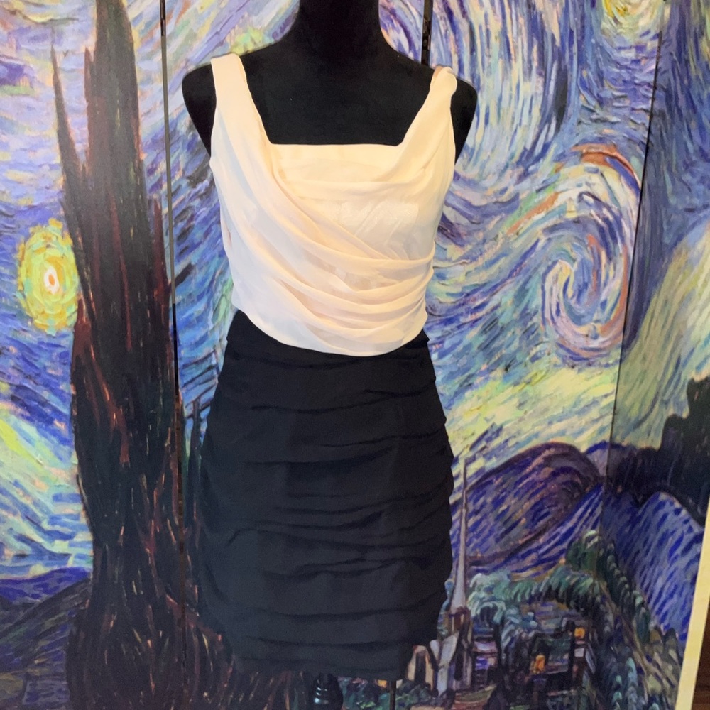 Express Design 10 light pink and black dress